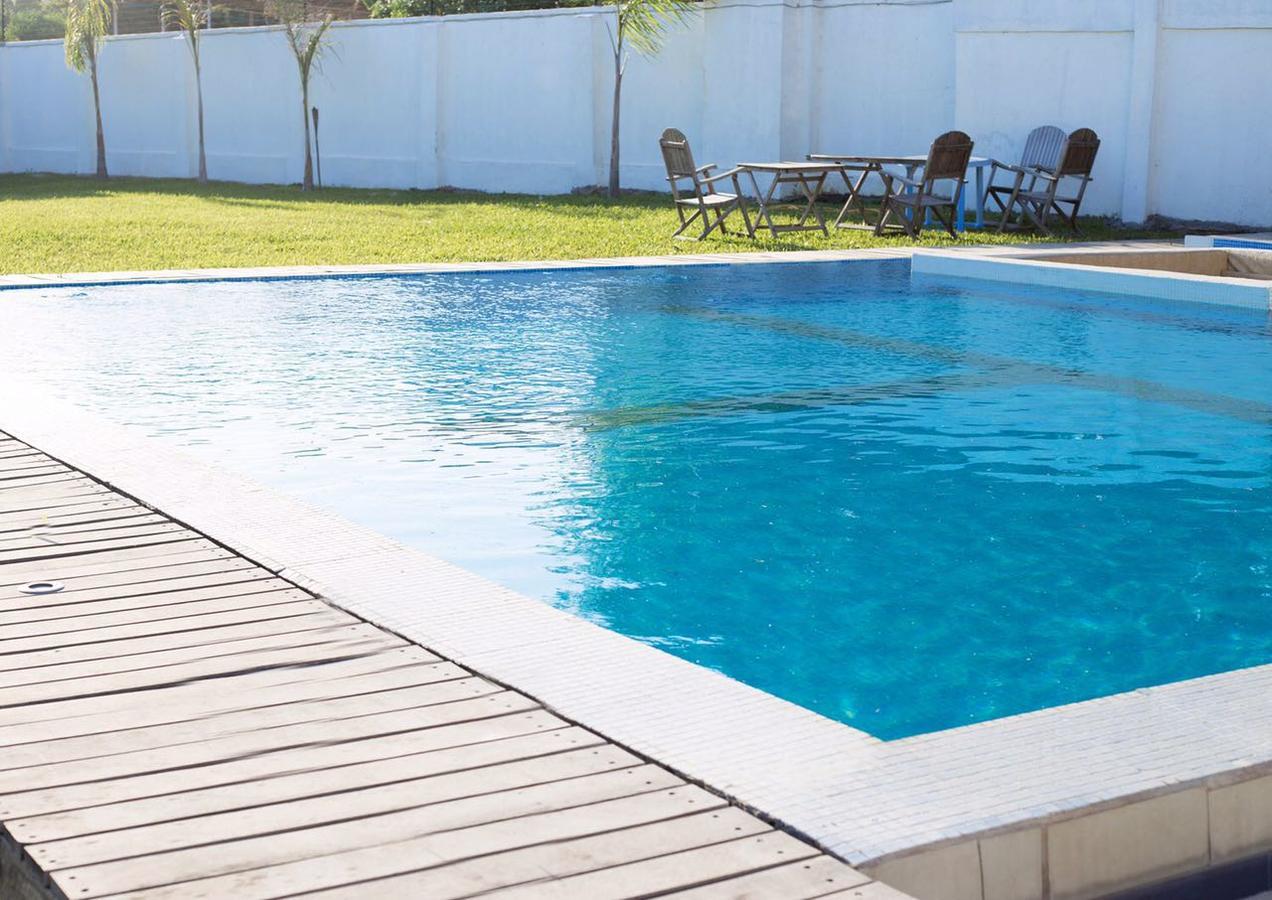 Azure Villas Dar es Salaam Buitenkant foto
