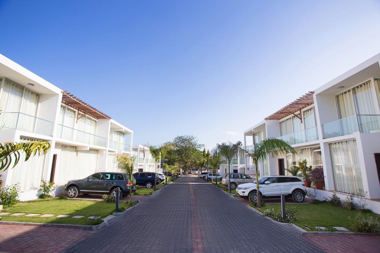 Azure Villas Dar es Salaam Buitenkant foto
